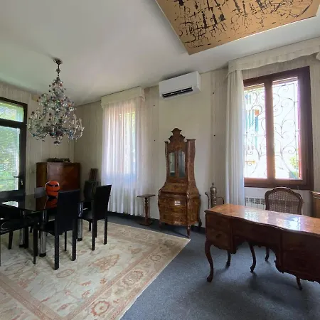 Villa Con Giardino Privato E Vista Laguna Lido di Venezia