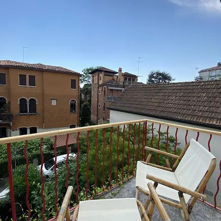 Con Giardino Privato E Vista Laguna *